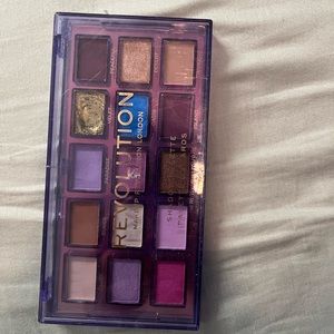 Makeup Revolution Eyeshadow Palette